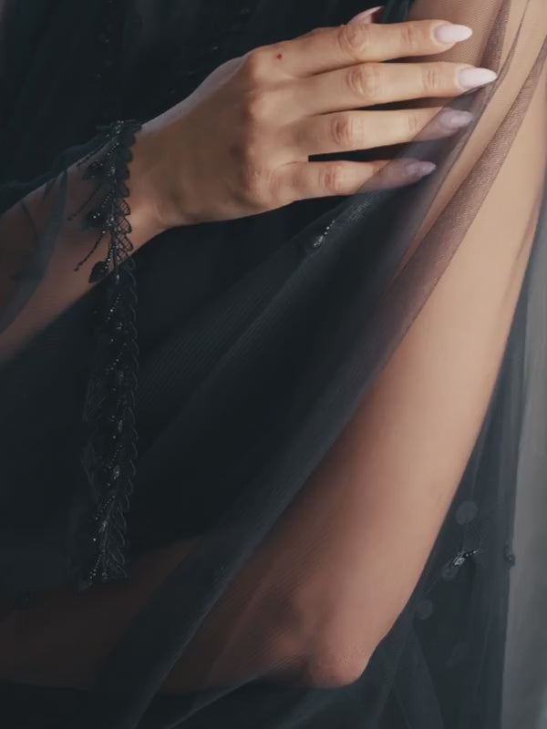 CR1152 Alanood Abaya